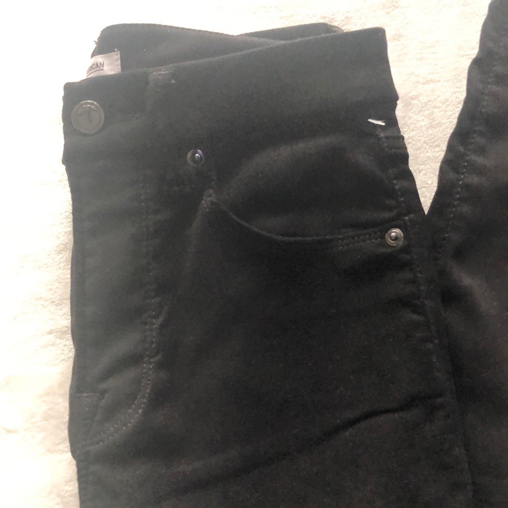 Good American Good Legs Suede-Like Jeans - Picture 13 of 14